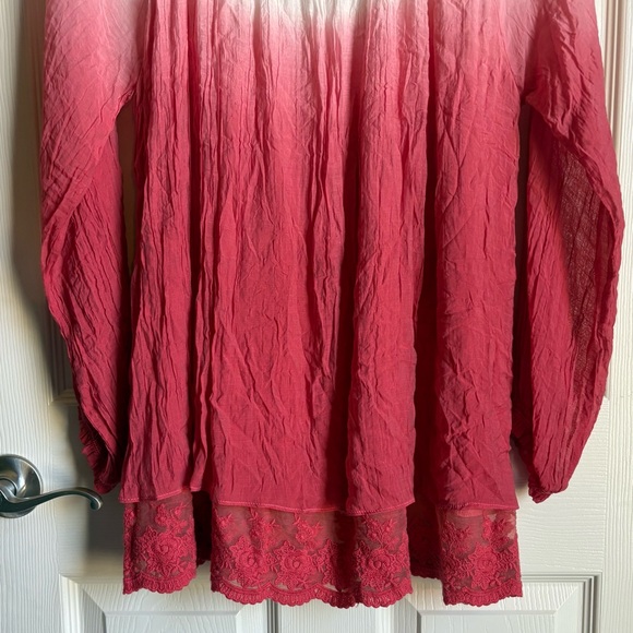Cowgirl Up Ombre Lace Hem Blouse - Picture 5 of 9
